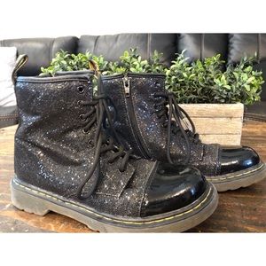 Girls Dr. Martens- Size 3